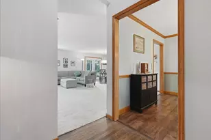 1404 Broad Creek Rd, Bloomington, IL 61704 - Photo 5