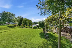 1404 Broad Creek Rd, Bloomington, IL 61704 - Photo 53