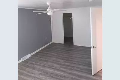 12610 S Laflin Street, Calumet Park, IL 60827 - Photo 17