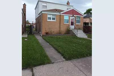 12610 S Laflin Street, Calumet Park, IL 60827 - Photo 3
