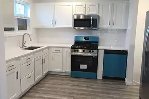 12610 S Laflin St, Calumet Park, IL 60827 - Photo 9
