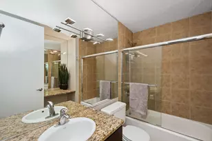 30 E Huron St, Chicago, IL 60611 - Photo 11