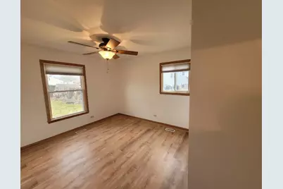 364 N Everett Drive, Palatine, IL 60074 - Photo 19