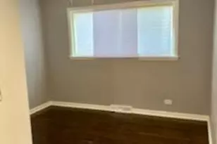 9334 S Paxton Ave, Chicago, IL 60617 - Photo 11