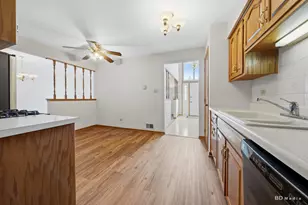 18116 John Charles Dr, Orland Park, IL 60467 - Photo 9