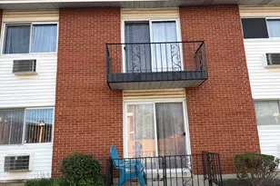 8836 N Western Ave, Des Plaines, IL 60016 - Photo 19