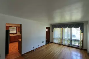4605 Jerome Ave, Skokie, IL 60076 - Photo 13