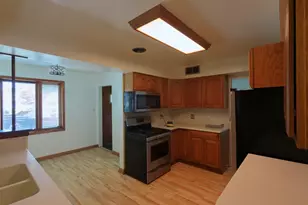 4605 Jerome Ave, Skokie, IL 60076 - Photo 11