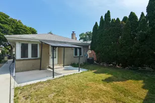 4605 Jerome Ave, Skokie, IL 60076 - Photo 25