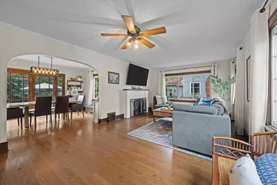 1115 W State Street, Geneva, IL 60134 - Photo 7