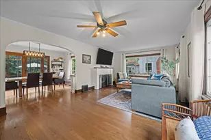 1115 W State St, Geneva, IL 60134 - Photo 7