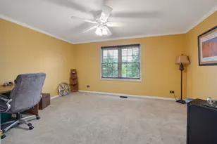 2877 Sarah Ct, Elgin, IL 60124 - Photo 21