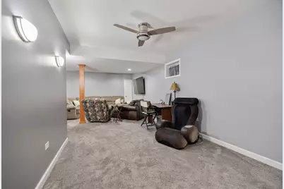 2877 Sarah Court, Elgin, IL 60124 - Photo 33