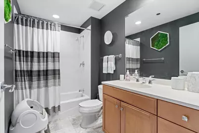 600 N Lake Shore Drive #2102, Chicago, IL 60611 - Photo 15