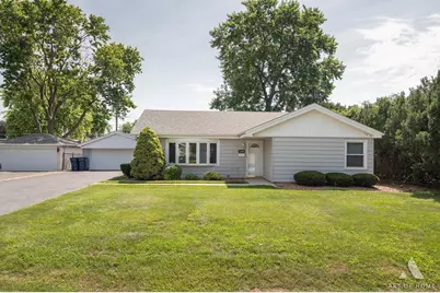 11655 S Nagle Avenue, Worth, IL 60482 - Photo 1