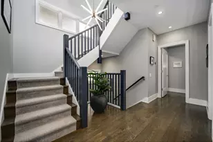 2107 W Bradley Pl, Chicago, IL 60618 - Photo 45