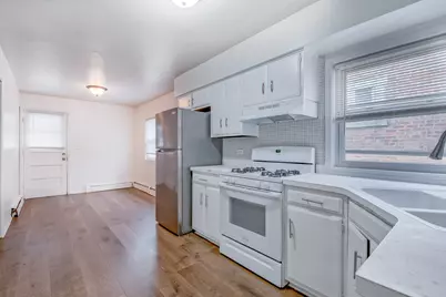 9010 Bronx Avenue, Skokie, IL 60077 - Photo 5