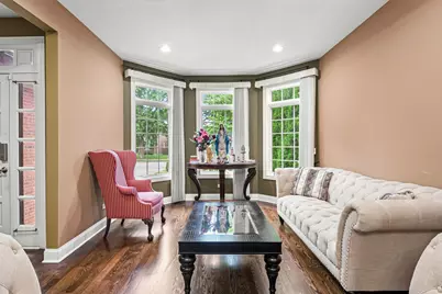 1769 Morse Avenue, Des Plaines, IL 60018 - Photo 5