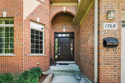 1769 Morse Avenue, Des Plaines, IL 60018 - Photo 3