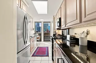 1230 N State Pkwy, Chicago, IL 60610 - Photo 9