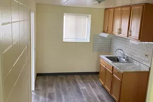 9126 S Buffalo Ave, Chicago, IL 60617 - Photo 9