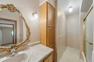211 Sheridan Ct, Waukegan, IL 60085 - Photo 11