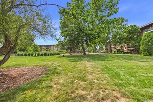 2210 S Goebbert Rd, Arlington Heights, IL 60005 - Photo 45