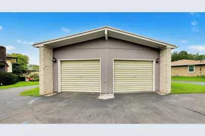 210 Hartway Court, Montgomery, IL 60538 - Photo 43