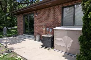 1231 Geneva Ln, Lake Zurich, IL 60047 - Photo 9