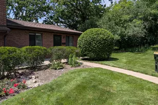 1231 Geneva Ln, Lake Zurich, IL 60047 - Photo 1