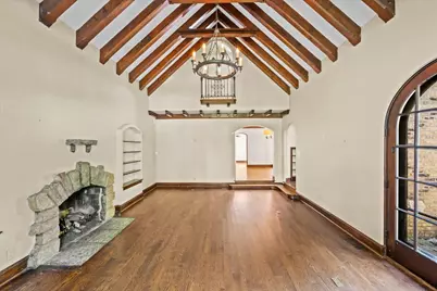 2401 Lawndale Avenue, Evanston, IL 60201 - Photo 7