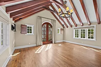 2401 Lawndale Avenue, Evanston, IL 60201 - Photo 29