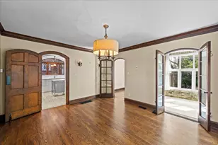 2401 Lawndale Ave, Evanston, IL 60201 - Photo 13