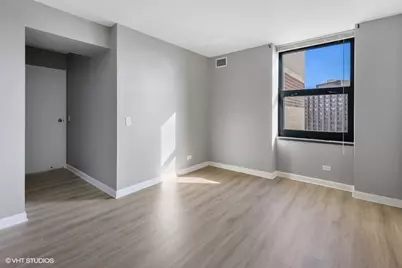 3660 N Lake Shore Drive #2407, Chicago, IL 60613 - Photo 9