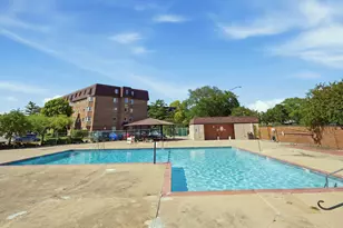 220 S Roselle Rd, Schaumburg, IL 60193 - Photo 27