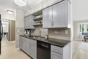 220 S Roselle Rd, Schaumburg, IL 60193 - Photo 5