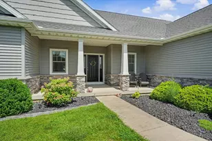 100 Weldon Springs Rd, Monticello, IL 61856 - Photo 5