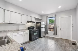 1914 S Hamlin Ave, Chicago, IL 60623 - Photo 7