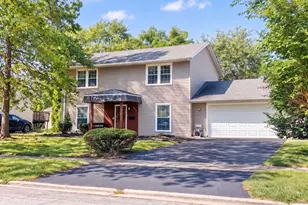 950 Purdue Ln, Matteson, IL 60443 - Photo 1