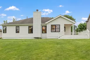 1004 Golden Ave, Woodstock, IL 60098 - Photo 37