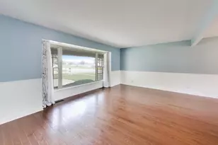 759 E Mill Valley Rd, Palatine, IL 60074 - Photo 3