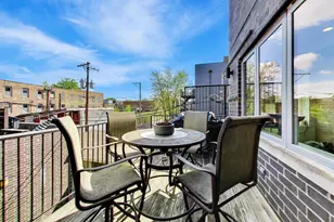 2140 W Rice St, Chicago, IL 60622 - Photo 25