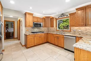 22256 W Cambridge Dr, Kildeer, IL 60047 - Photo 9