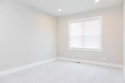 825 Pheasant Walk Drive, Schaumburg, IL 60193 - Photo 11