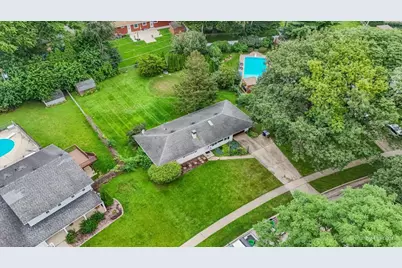 933 Carol Avenue, Elgin, IL 60123 - Photo 5