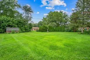 933 Carol Ave, Elgin, IL 60123 - Photo 29