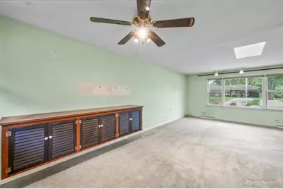 933 Carol Avenue, Elgin, IL 60123 - Photo 13