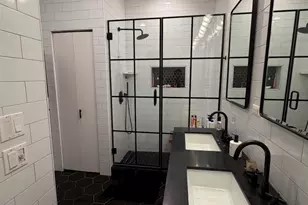 17 N Loomis St, Chicago, IL 60607 - Photo 15