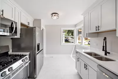 12742 S Parnell Avenue, Chicago, IL 60628 - Photo 5