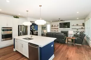 10240 Amos St, Huntley, IL 60142 - Photo 13